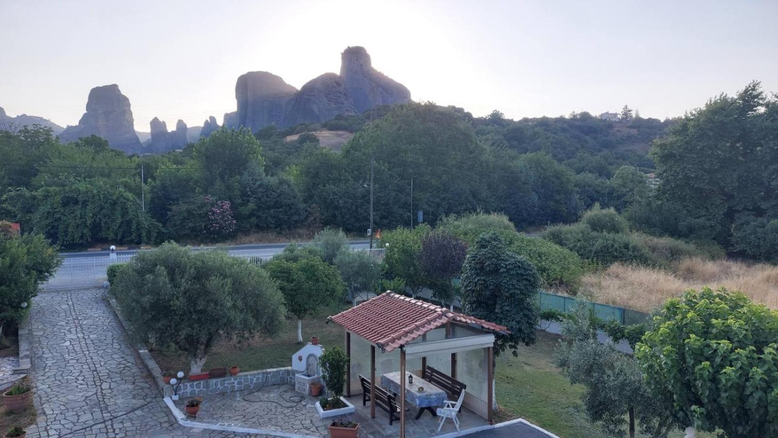 Penzion Pomegranate Tree House - Meteora Kalambaka Exteriér fotografie